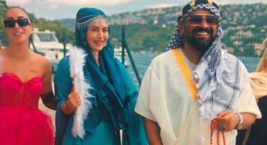 Dora & Ahmet Altınbaşak çifti