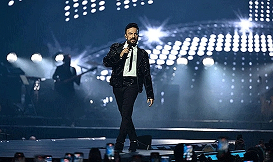 Tarkan... 7 YILLIK HASRETİ BİTİRDİ