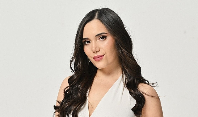 ECE AVCI SANAT DÜNYASINI SALLAYACAK