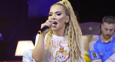 GOLAZO’DA DEMET AKALIN RÜZGARI! SEFO İLE YENİ ŞARKI MÜJDESİ